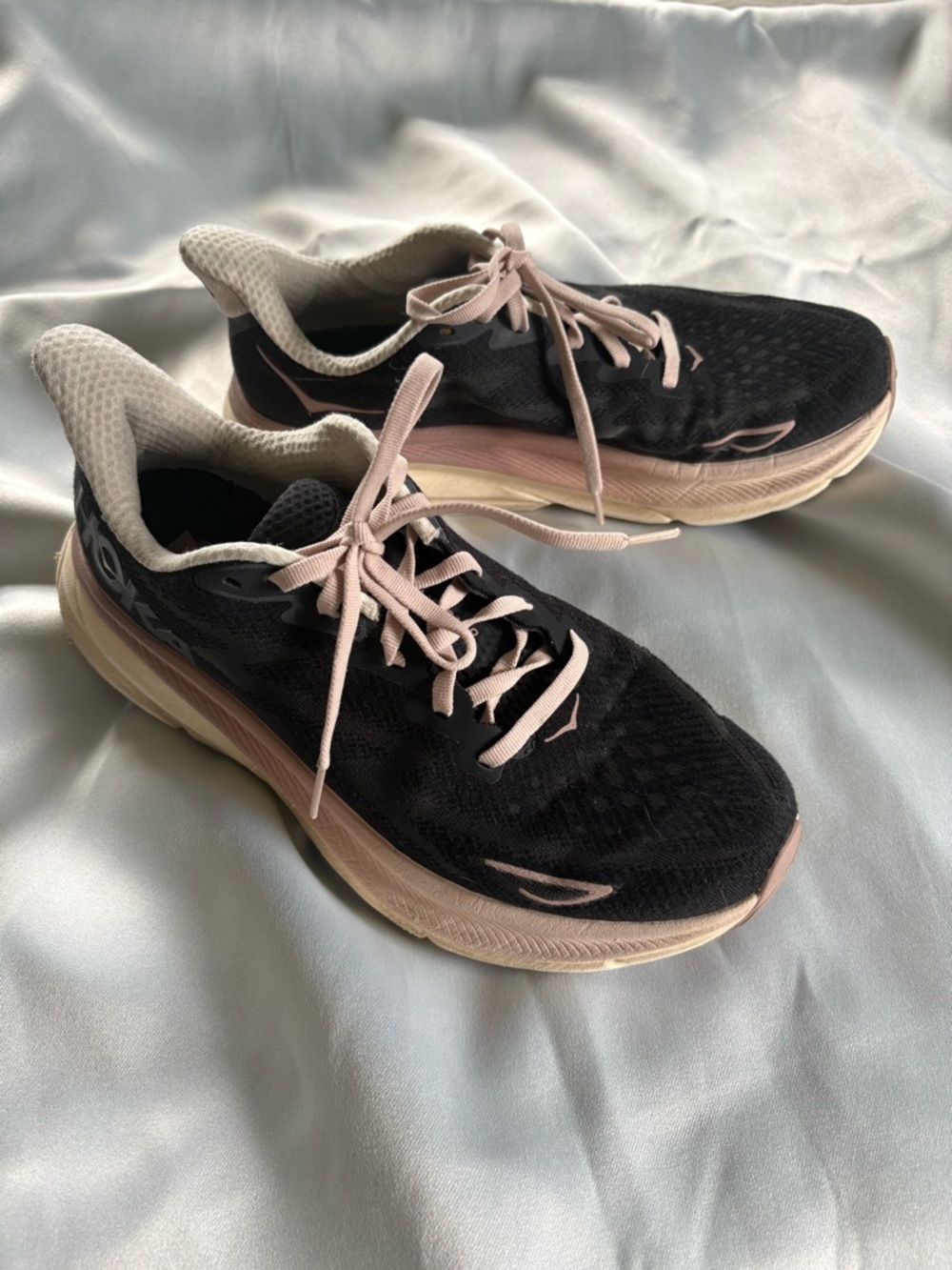 Hoka Clifton 9 Women's Black and Light Pink Running Sneakers